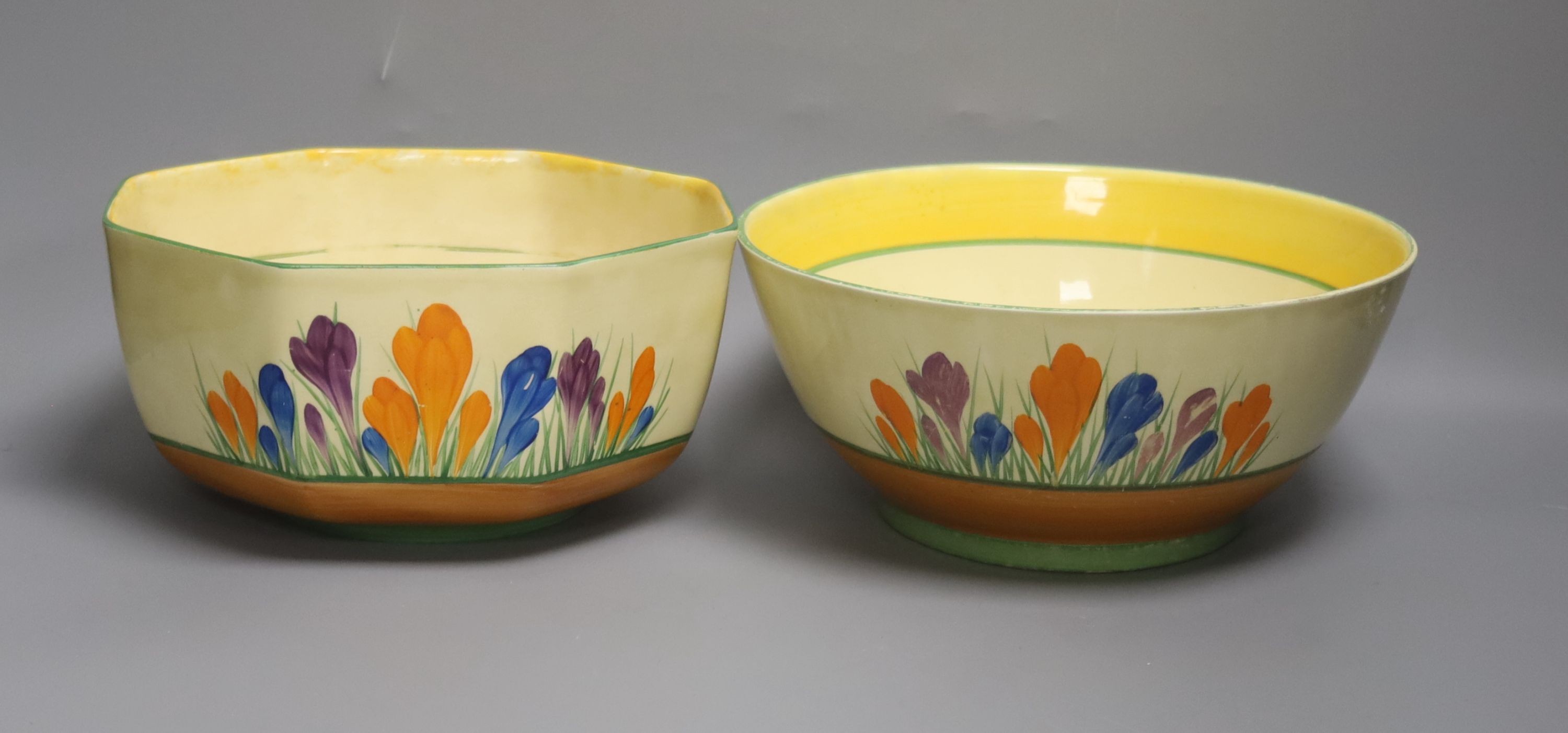 Two Clarice Cliff crocus pattern bowls 22cm